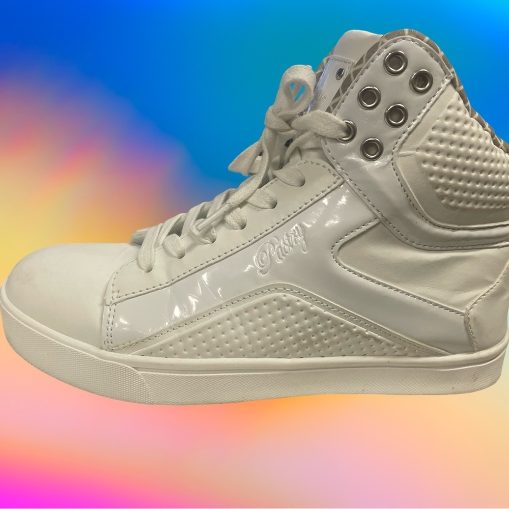 Pastry White High-Top Athletic Shoes
